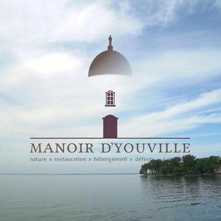 Manoir D'Youville Châteauguay Heights Buitenkant foto