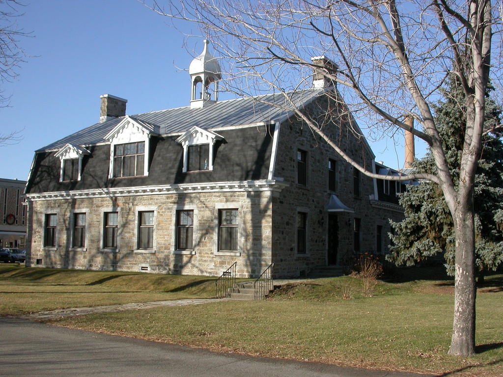 Manoir D'Youville Châteauguay Heights Buitenkant foto